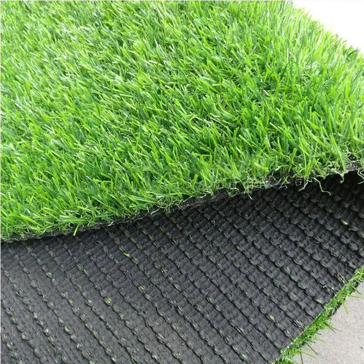 The Highest Quality Artificial Grass Made in China, Used for Indoor and Landscape, as Well as Indoor Grass for Pets and with Airtificial Grass